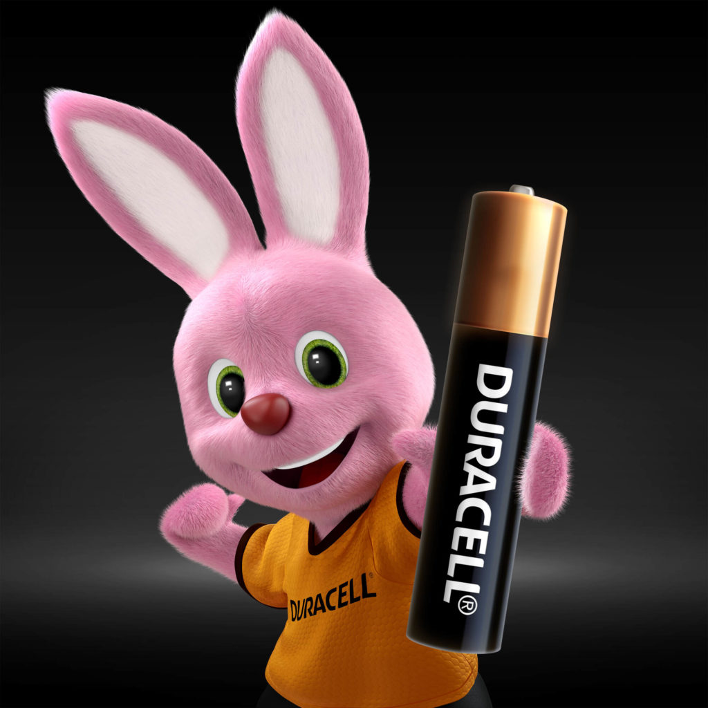 Bunny stellt Duracell Specialty Alkaline AAAA Batterien 1,5V